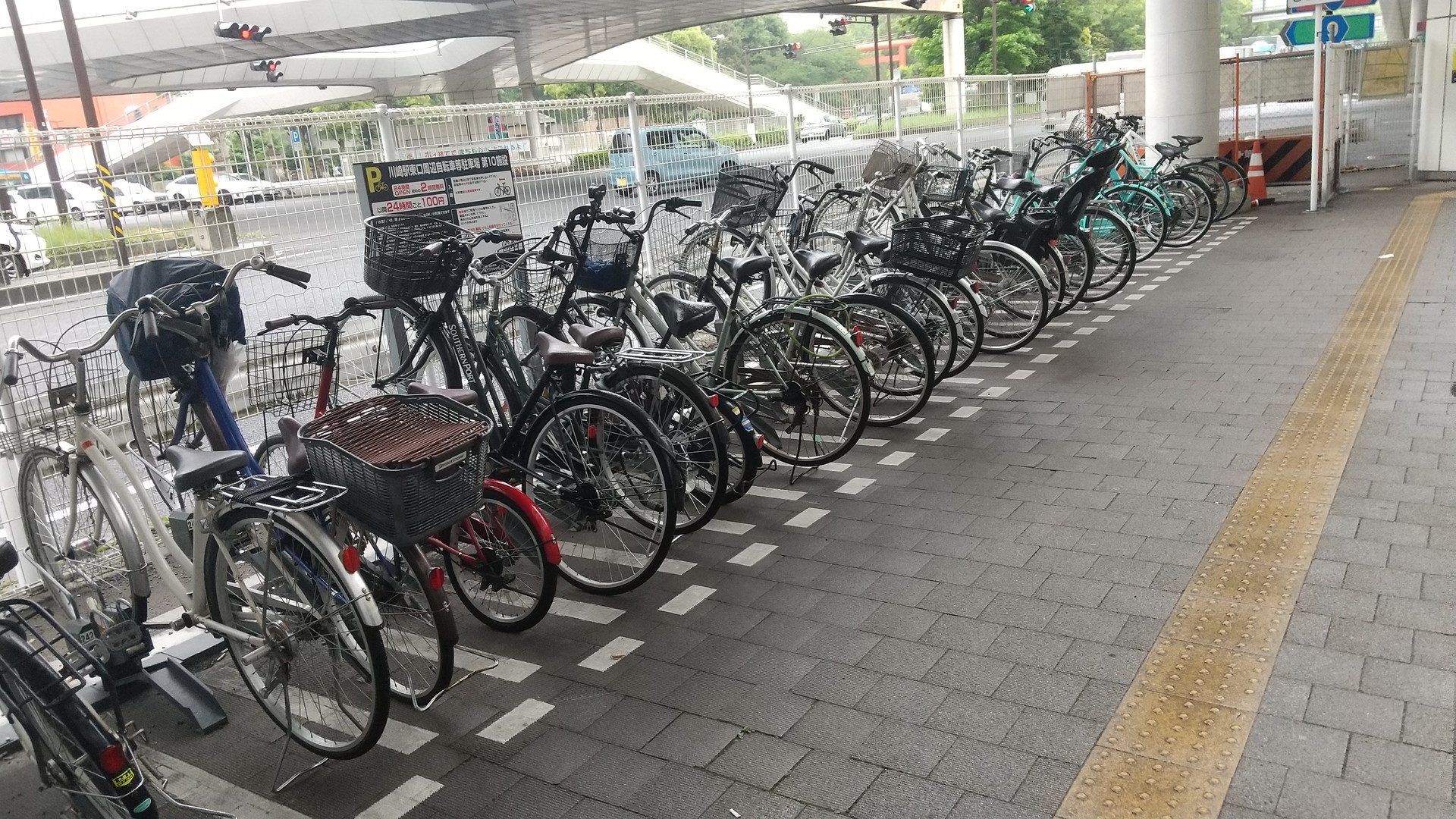 川崎駅東口周辺自転車等駐車場第10施設の写真