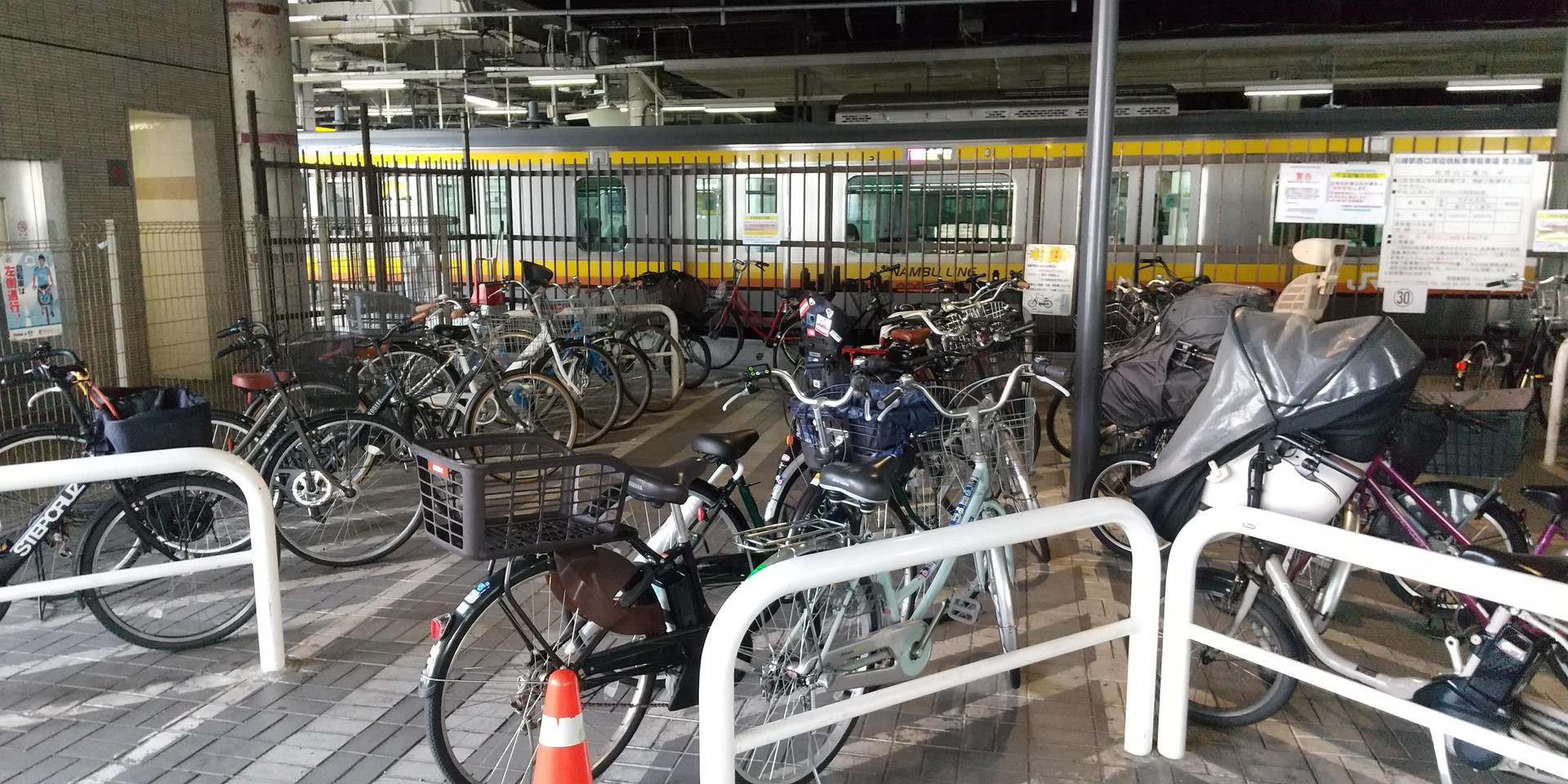 川崎駅西口周辺自転車等駐車場第3施設の写真